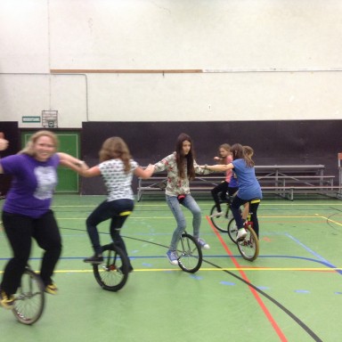 12240812_10153604038760709_8408152465410062657_o